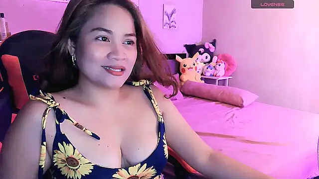 yenyen  online show from April 2026 01:42:02 PM