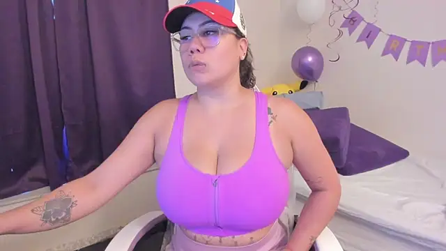 Bigt3ti online show from June 2026 01:01:02 PM