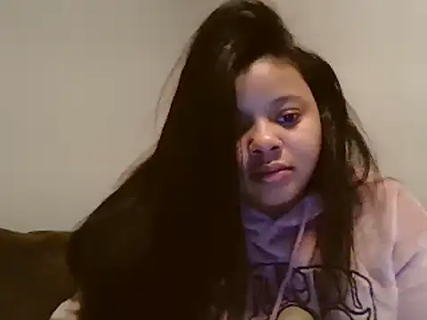 Snapshot of beautylovess chatting on February 2025 01:48:02 PM beautylovess online show from February 2025 01:48:02 PM