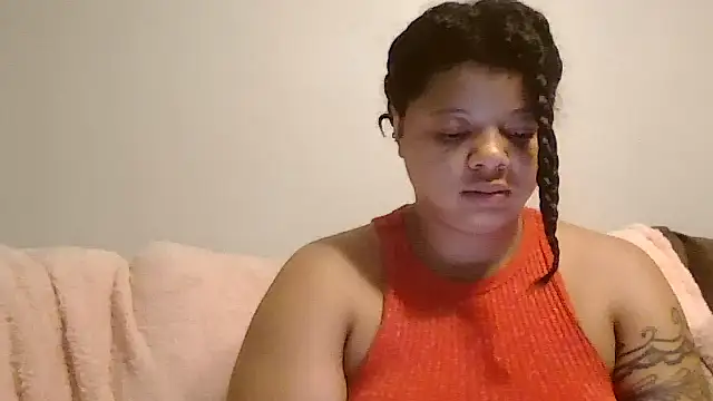 Snapshot of beautylovess chatting on September 2025 03:57:01 PM beautylovess online show from September 2025 03:57:01 PM