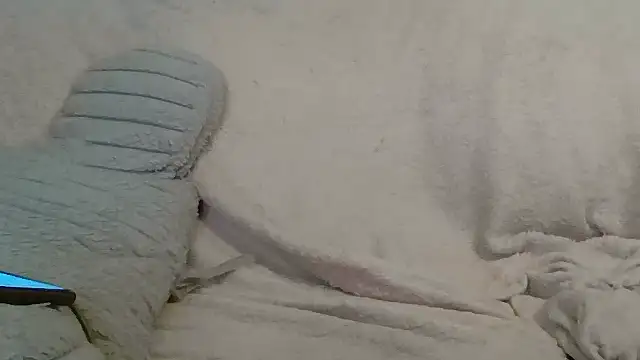 Snapshot of beautylovess chatting on September 2025 04:03:01 AM beautylovess online show from September 2025 04:03:01 AM