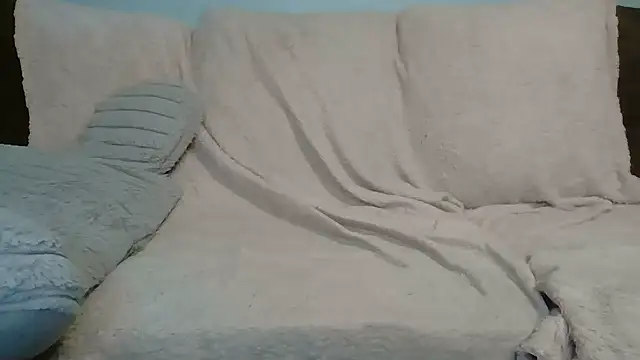 Snapshot of beautylovess chatting on September 2025 02:28:02 AM beautylovess online show from September 2025 02:28:02 AM