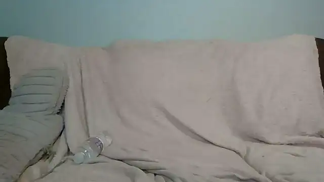 Snapshot of beautylovess chatting on October 2025 10:29:02 PM beautylovess online show from October 2025 10:29:02 PM