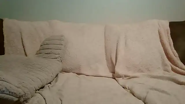 Snapshot of beautylovess chatting on October 2025 10:38:01 AM beautylovess online show from October 2025 10:38:01 AM