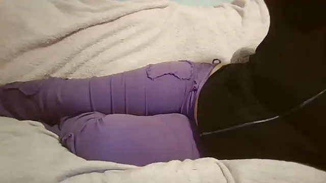 Snapshot of beautylovess chatting on October 2025 11:20:02 AM beautylovess online show from October 2025 11:20:02 AM