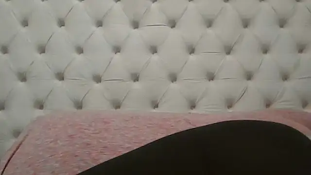 Snapshot of beautylovess chatting on March 2026 01:22:01 AM beautylovess online show from March 2026 01:22:01 AM