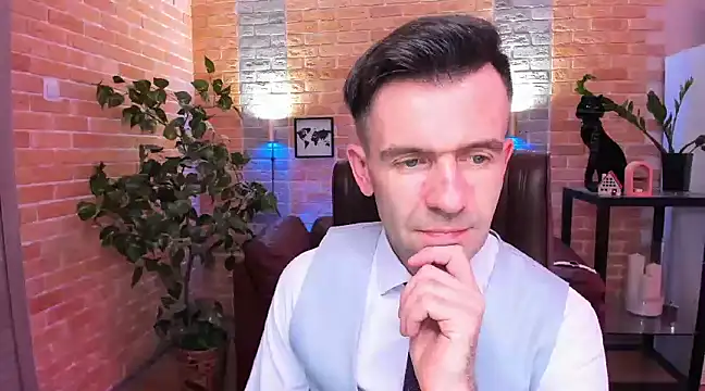 SteveTiger online show from February 2025 02:13:01 PM