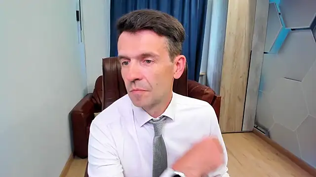 SteveTiger online show from September 2025 10:37:02 AM