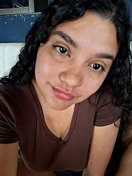 blerstefan1 online show from October 2025 01:06:02 PM