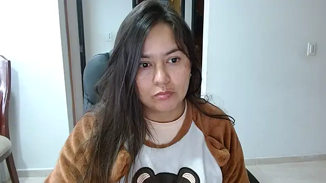 Ixchel Anaid online show from December 2025 01:17:04 PM