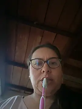 Ixchel Anaid online show from June 2026 10:59:02 AM
