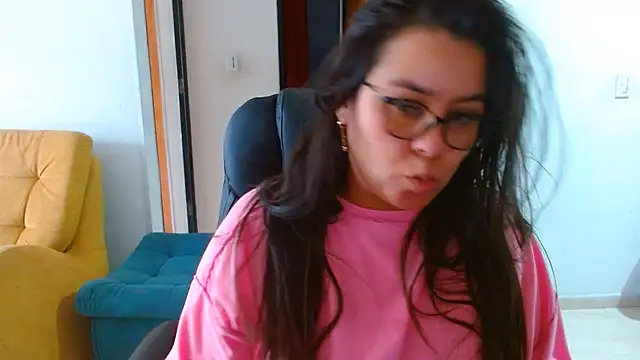 Ixchel Anaid online show from June 2026 02:34:01 PM