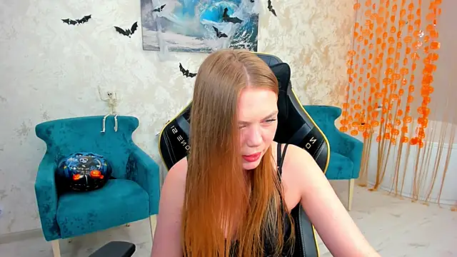 Snapshot of Strawberrye chatting on October 2025 11:40:01 AM Strawberrye online show from October 2025 11:40:01 AM