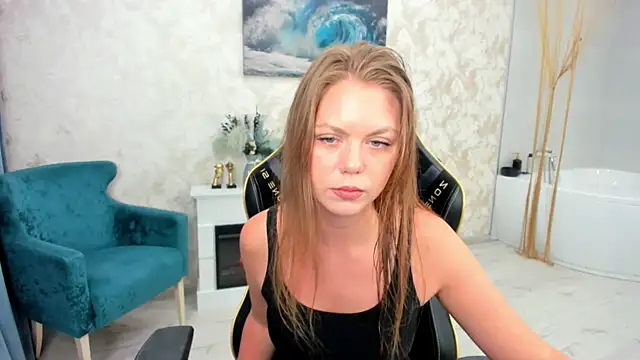 Strawberrye online show from February 2026 03:21:02 AM