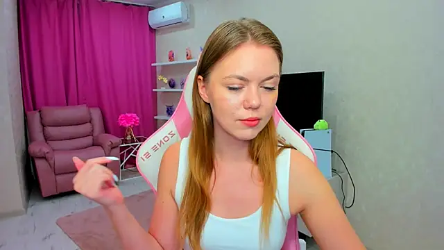 Strawberrye online show from June 2026 03:29:02 AM