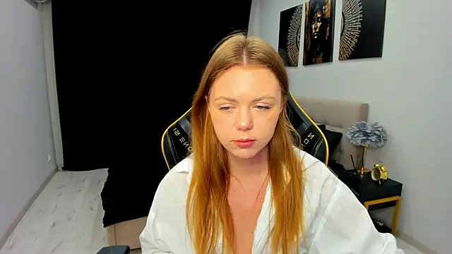 Strawberrye online show from June 2026 03:31:02 AM