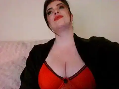 Snapshot of EmilyBlue chatting on December 2024 10:42:02 PM EmilyBlue online show from December 2024 10:42:02 PM