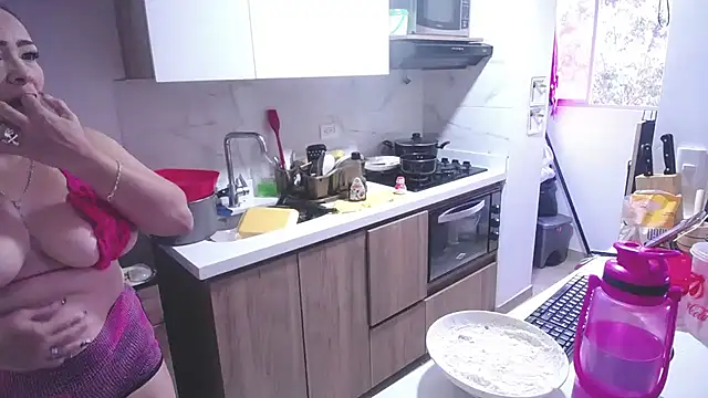 Snapshot of Tits__sweet chatting on January 2025 10:56:01 PM Tits sweet online show from January 2025 10:56:01 PM