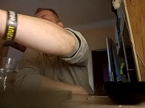 Snapshot of MrWhitePL chatting on February 2025 02:44:02 PM MrWhitePL online show from February 2025 02:44:02 PM