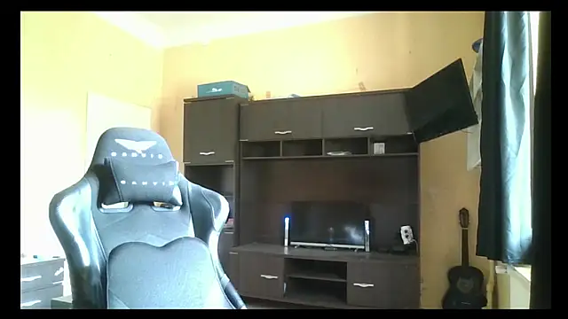 MrWhitePL online show from June 2026 07:25:02 AM