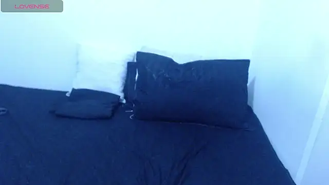 Dulce-Bella online show from March 2026 02:45:03 PM