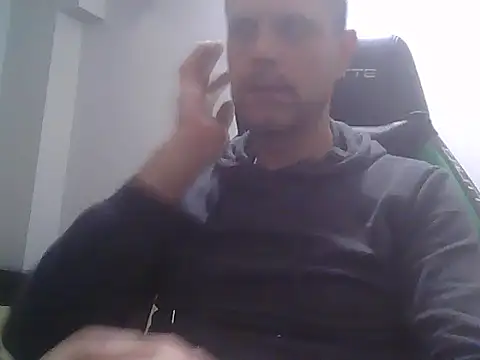 Snapshot of boran34 chatting on December 2025 09:00:02 PM boran34 online show from December 2025 09:00:02 PM