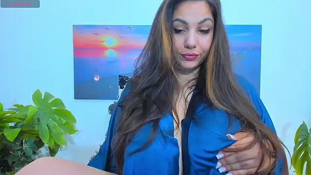 Snapshot of Emma_Muller32 chatting on May 2026 04:52:02 AM Emma Muller32 online show from May 2026 04:52:02 AM