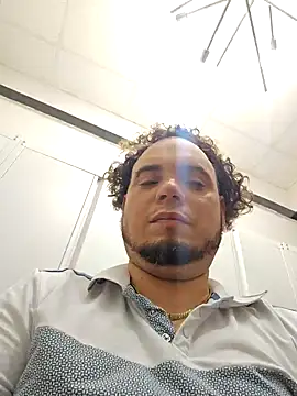 latinoflpr online show from April 2026 09:56:02 PM