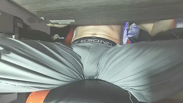 Snapshot of Dick_and_muscles chatting on October 2025 02:12:02 AM Dick and muscles online show from October 2025 02:12:02 AM