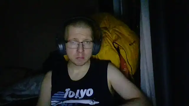Snapshot of David250692 chatting on May 2026 12:01:01 PM David250692 online show from May 2026 12:01:01 PM