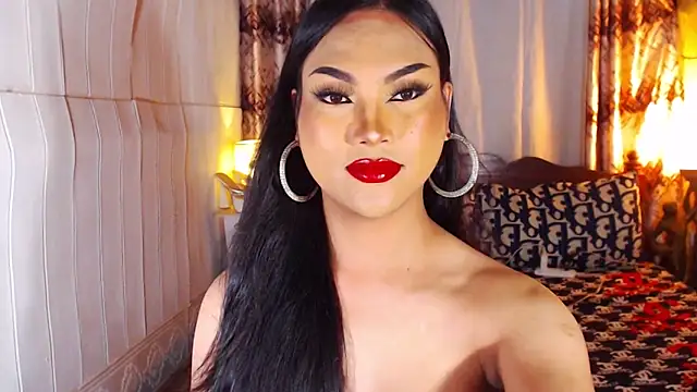 Snapshot of UrsexiestTammy chatting on April 2026 06:13:02 PM UrsexiestTammy online show from April 2026 06:13:02 PM