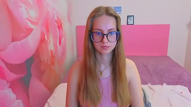 AliceAdams online show from May 2026 06:52:01 AM