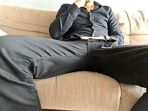 Snapshot of praqun2021 chatting on March 2026 02:10:02 PM praqun2021 online show from March 2026 02:10:02 PM