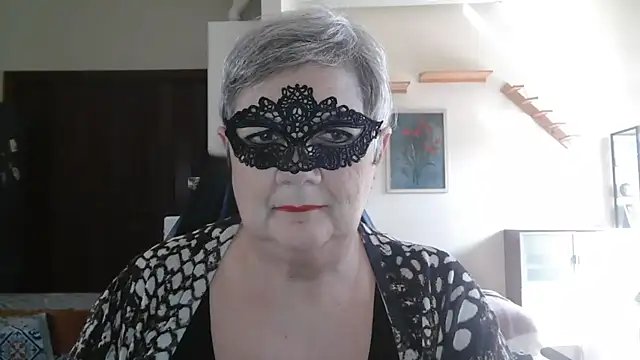 Snapshot of simona60 chatting on April 2026 01:11:01 PM simona60 online show from April 2026 01:11:01 PM
