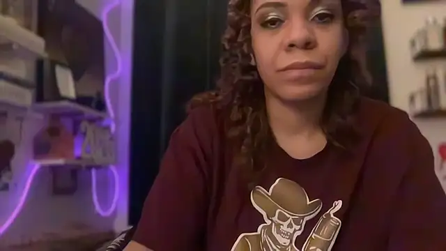 Snapshot of Sanaawest chatting on January 2026 12:31:02 PM Sanaawest online show from January 2026 12:31:02 PM