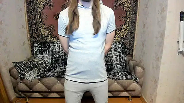 Snapshot of Marrymepls chatting on February 2025 03:28:02 PM Marrymepls online show from February 2025 03:28:02 PM