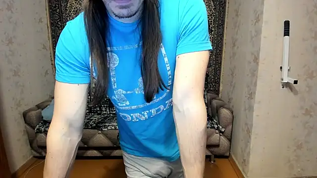 Snapshot of Marrymepls chatting on February 2025 08:38:02 PM Marrymepls online show from February 2025 08:38:02 PM