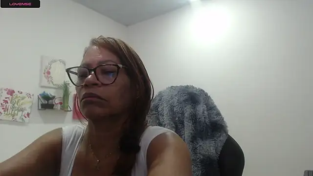 BustyMilf  online show from September 2025 01:34:02 PM