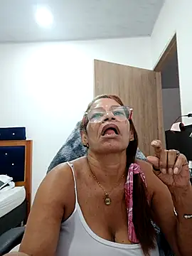 Snapshot of BustyMilf_ chatting on October 2025 12:45:02 PM BustyMilf online show from October 2025 12:45:02 PM