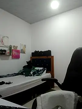 Snapshot of BustyMilf_ chatting on October 2025 02:19:01 PM BustyMilf online show from October 2025 02:19:01 PM