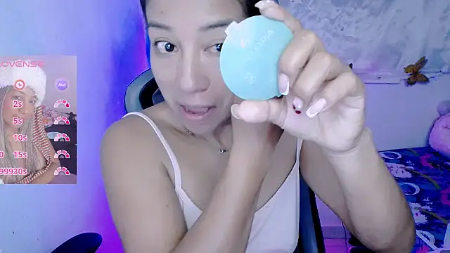 ninatiny online show from January 2026 11:14:02 AM