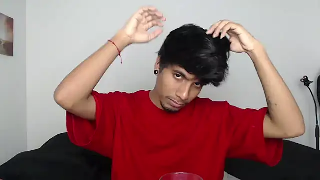 stevenosori online show from December 2025 03:47:01 AM