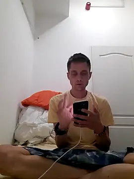Snapshot of sanderson83 chatting on September 2025 08:45:02 PM sanderson83 online show from September 2025 08:45:02 PM