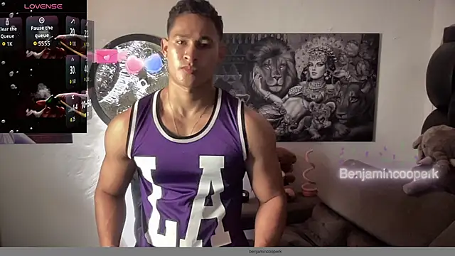 BenjaminCooperk online show from October 2025 07:36:02 PM