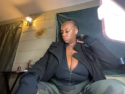 Snapshot of AlexaTheSlut chatting on March 2025 06:07:02 AM AlexaTheSlut online show from March 2025 06:07:02 AM
