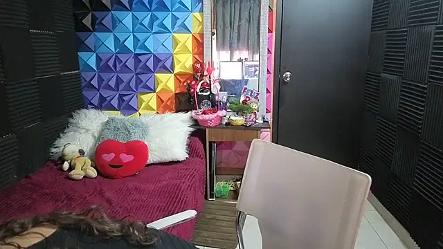 katifoxx online show from October 2025 02:02:01 PM