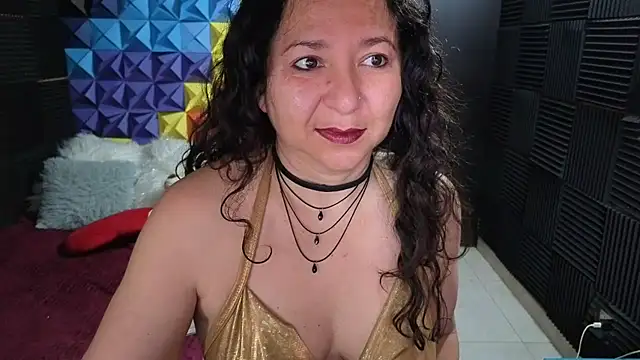 katifoxx online show from October 2025 03:56:02 PM