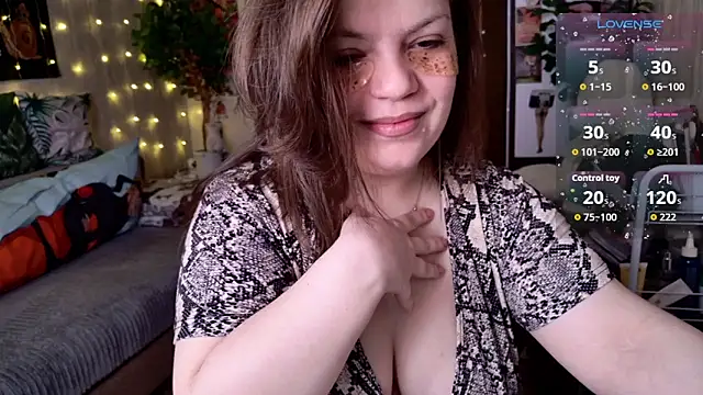 Snapshot of cutewhip chatting on April 2026 06:05:02 AM cutewhip online show from April 2026 06:05:02 AM