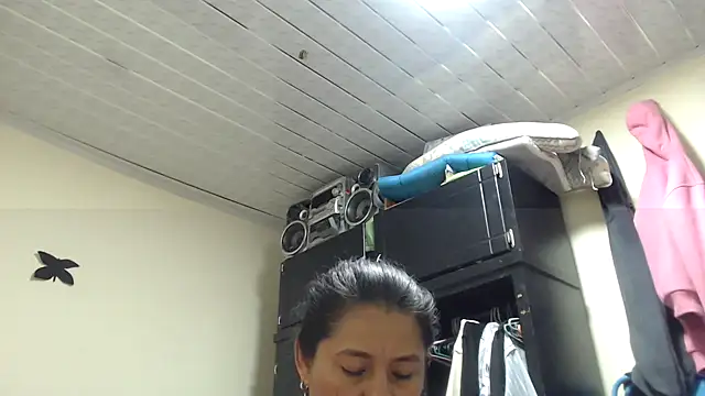 adrixxx38 online show from April 2026 09:30:02 PM