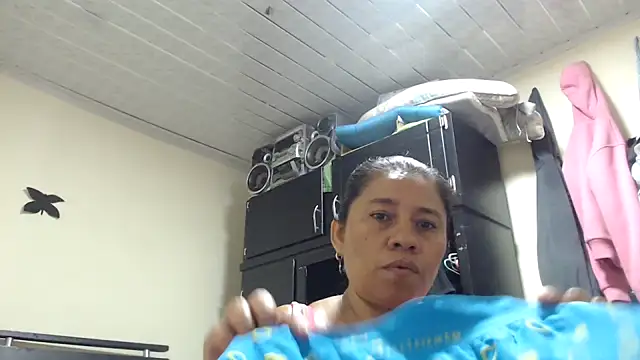 adrixxx38 online show from May 2026 08:25:01 PM
